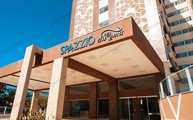 Spazzio diRoma com entrada ao Acquapark Gratuito, Apartamento 840 vista para a Piscina